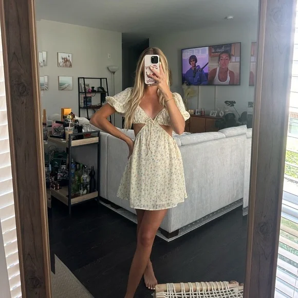Sabo Skirt Kenny Cutout Daisy Flower Dress.